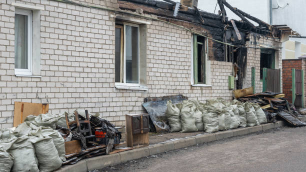 24/7 Emergency Fire Damage Removal experts in Bradenton Beach, FL